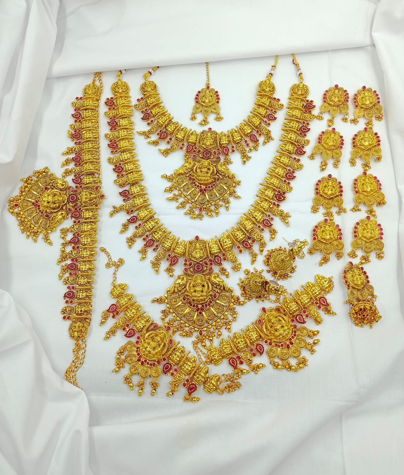 Temple Design Red Stone Matte Finish Bridal Jewelry Set Temple Design Red Stone Matte Finish Bridal Jewelry Set