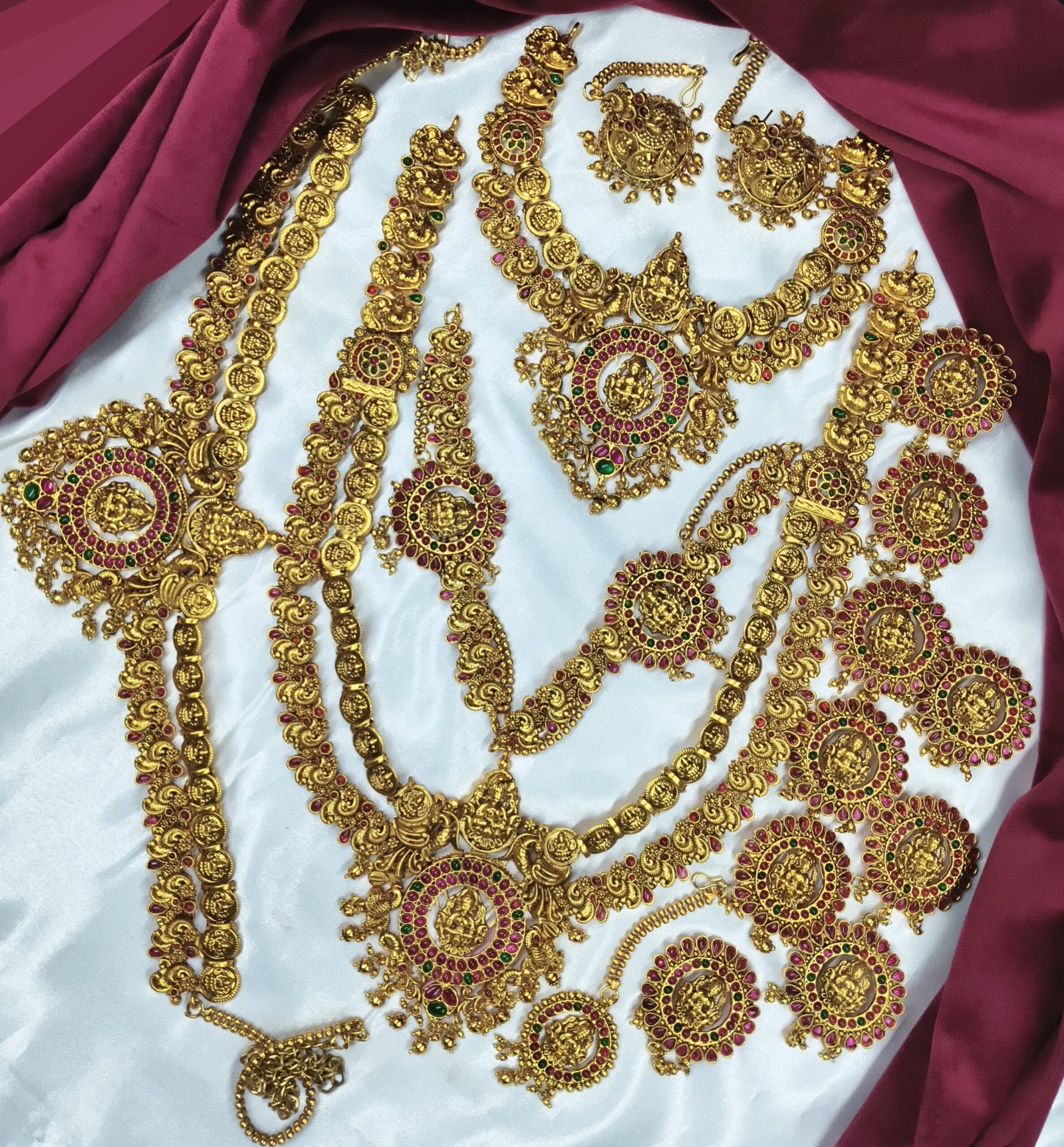 WhatsApp Image 2024-11-03 at 12.01.15 PM Premium Quality Matte Finish Bridal Jewelry set for women - Image 1