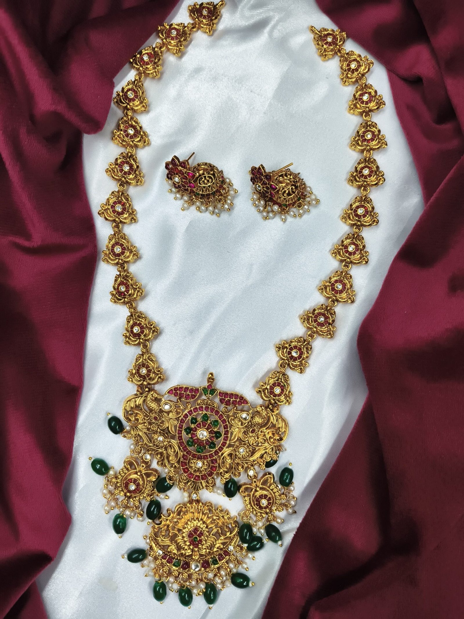 WhatsApp Image 2024-11-03 at 12.01.30 PM PREMIUM QUALITY MATT FINISH HARAM SETS - Image 1