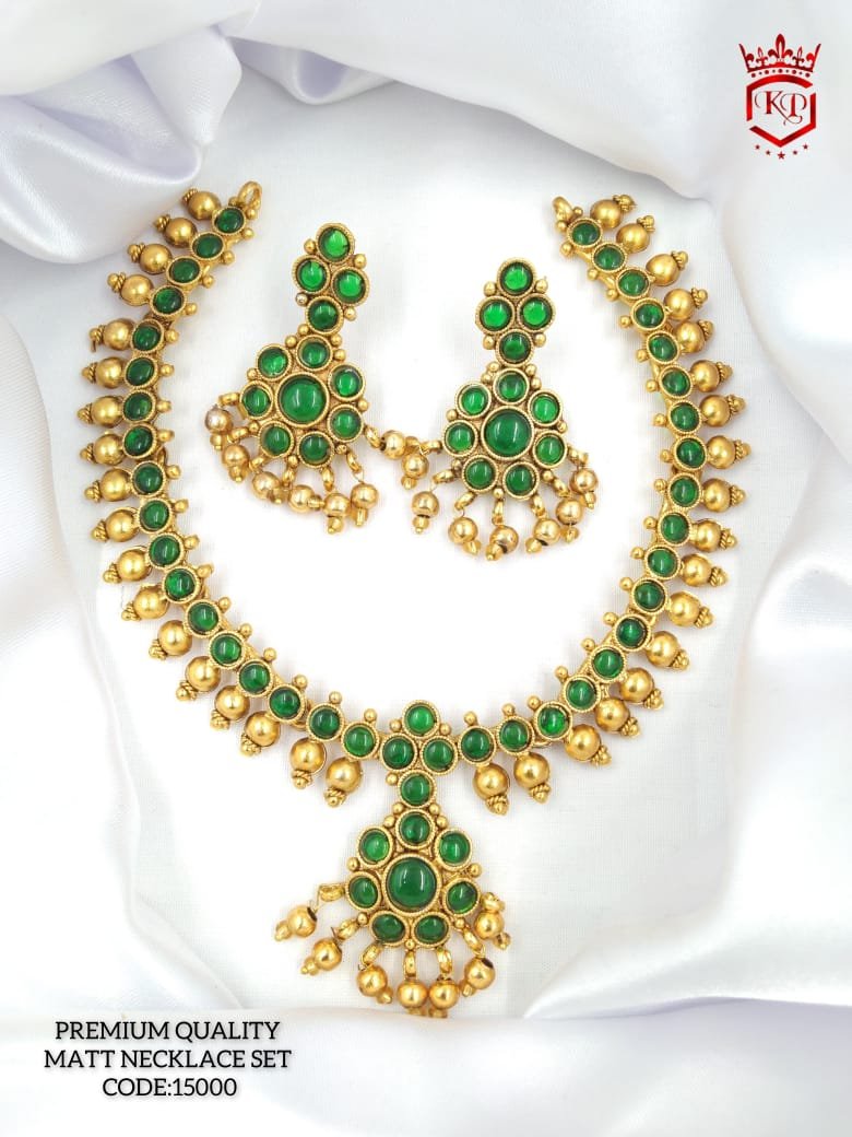 premium quality matte finish necklace set